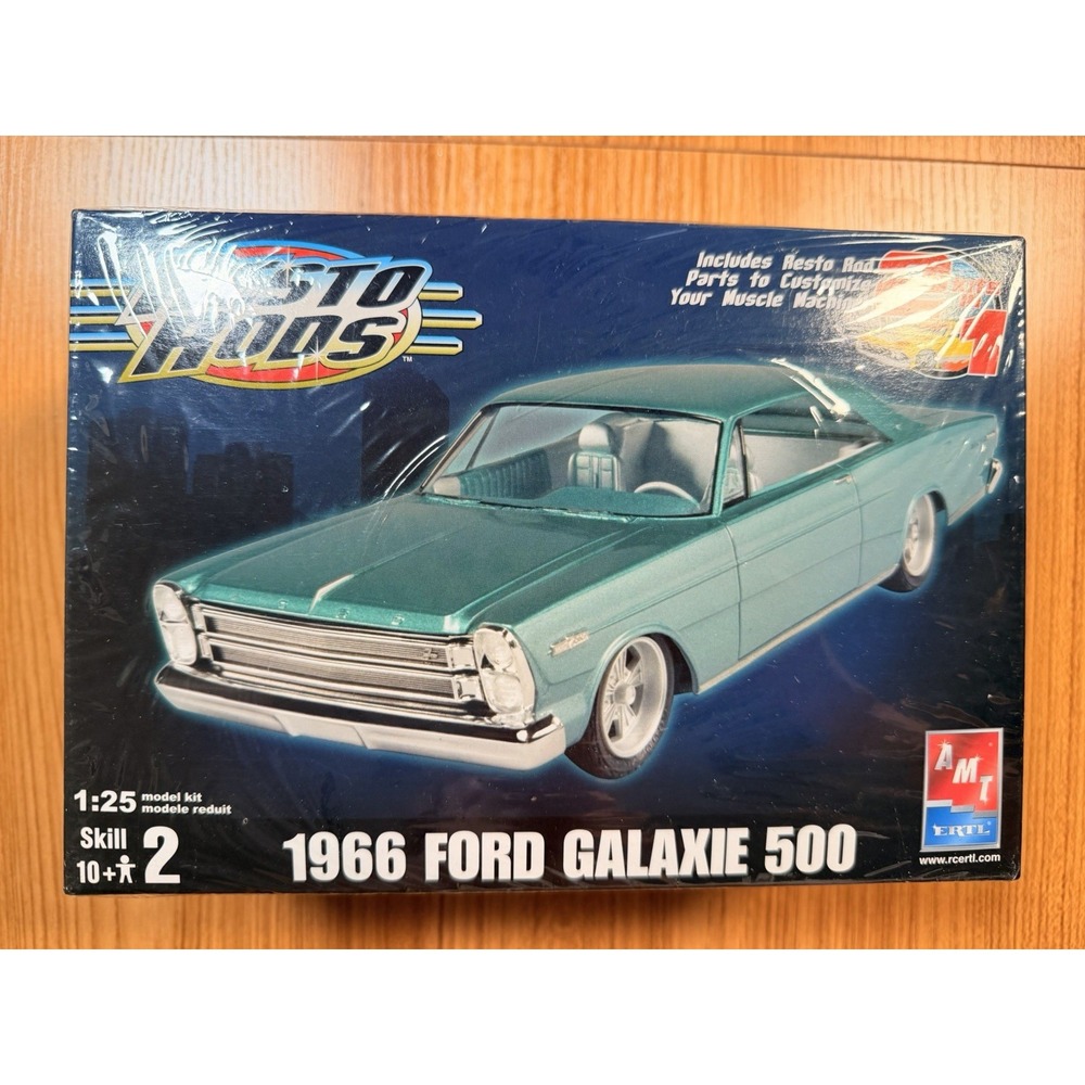 AMT ERTL 1966 Ford Galaxie 500 Resto Rods 1/25 Model Kit 38379 READ !!!!